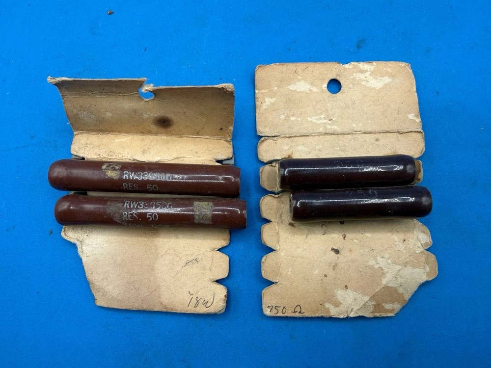 Lot of 4 Vintage Tubular Wirewound Power Resistors Ohmite RW33G500 RE