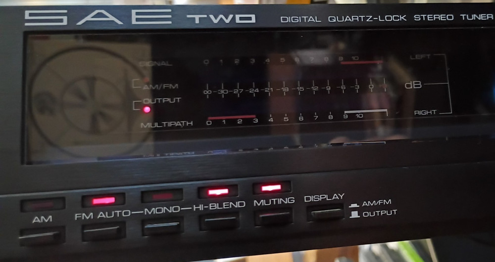SAE Two T7 Digital Tuner POWER GOOD, SOME COSMETIC WEAR