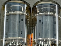 (2) Siemens Smooth Plate 12AX7 ECC83 Vacuum Tubes O Getters Test NOS on TV-7B/U