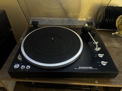 MGA Mitsubishi Direct Drive Fully Automatic DP-620 Turntable – Fully Functional