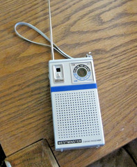 Vintage Westminster 2-Band Receiver Model No. FM-99 FM/AM Portable Radio Works
