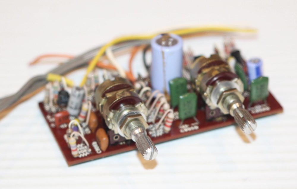 Vintage Realistic STA-80 Receiver Amp – OEM Bass Treble Control Knob Board #9021