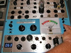 USA Tung-Sol 12L6GT amp tube looks and testNOS (B&K 707 tested)