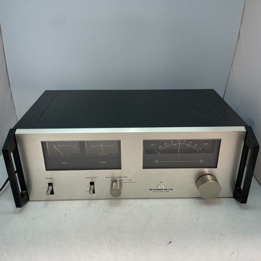 Mitsubishi DA-F10 Stereo AM/FM Tuner TESTED WORKS GREAT