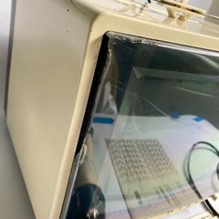 Vintage 1980s RCA XL100 Color Television 9″ Portable AC/DC TV
