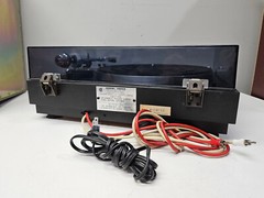Sears Professional Series Model 28669 Belt Drive S-Type Arm Black Wood Turntable