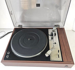 Sansui Belt Drive SR-3030B Turntable. Vintage