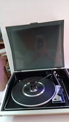 Vintage PHILCO / FORD Model : M4780 Combo FM / AM Radio Turntable System