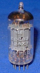 Strong Mullard ECC83 / 12AX7 Long Plate Vacuum Tube 1958 Date