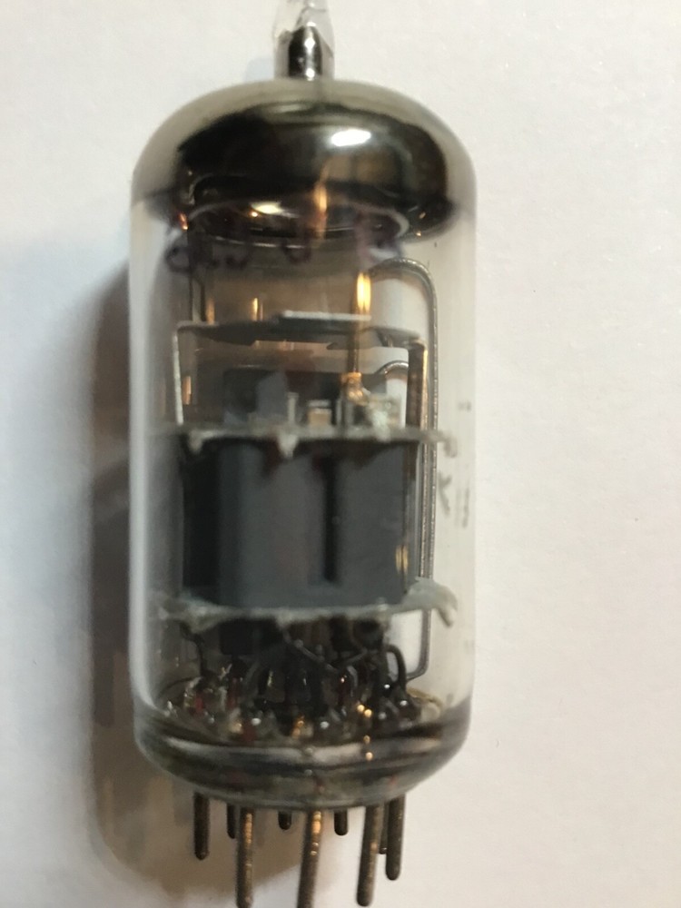 6DJ8 / JAN 6DJ8  Audio Vacuum Tube Tested Good