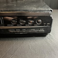 GE Pro-Fect VG4010 4-Head VHS HQ Video Cassette Player/Recorder-untested