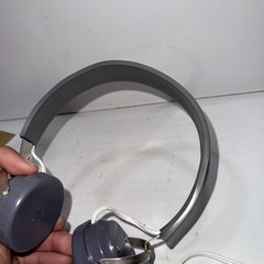VINTAGE HEADPHONES 1950s-1960s FOR RADIOS Or CASSETTEE PLAYERS W/ Case