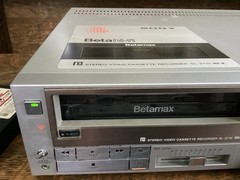 Sony Betamax SL-2710 Stereo Video Cassette Recorder ***( VIDEO)