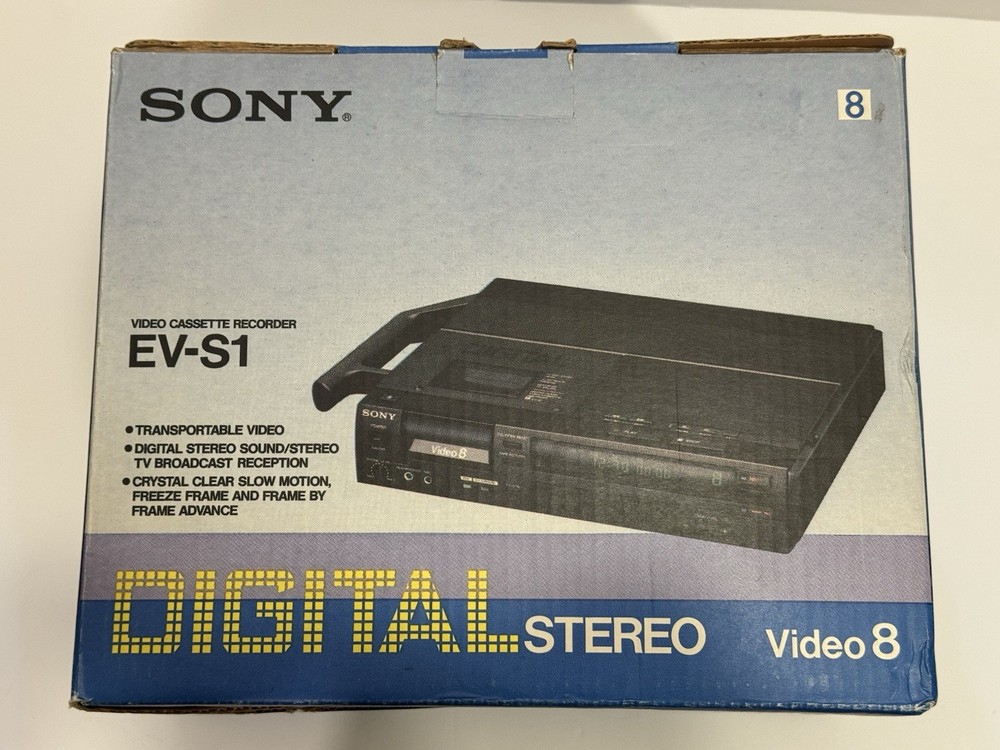 Sony 8 EV-S1 8mm digital w/remote -Powers up, doesn’t play on screen, see video