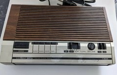 Vintage General Electric AM/FM Alarm Clock Radio Model 7-4634B, Tested, Works