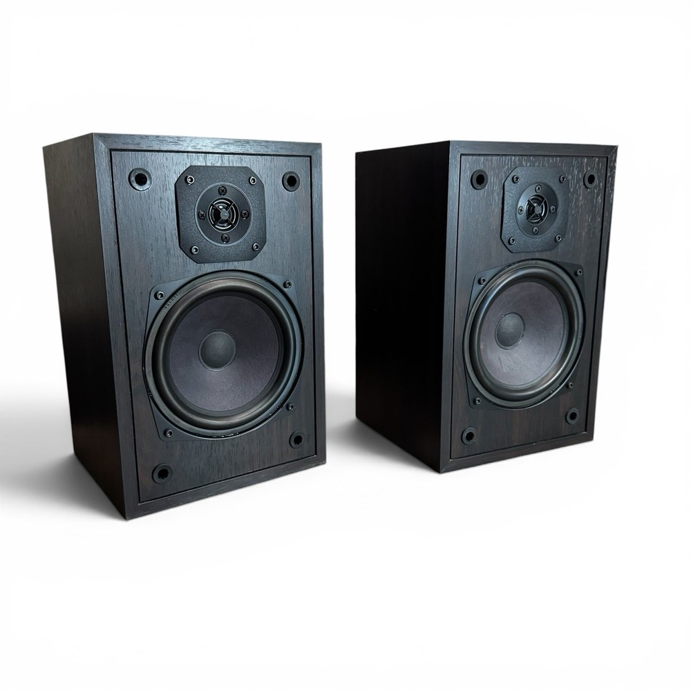 Cerwin-Vega L7 Bookshelf Speakers (Pair). Tested. Works Great.