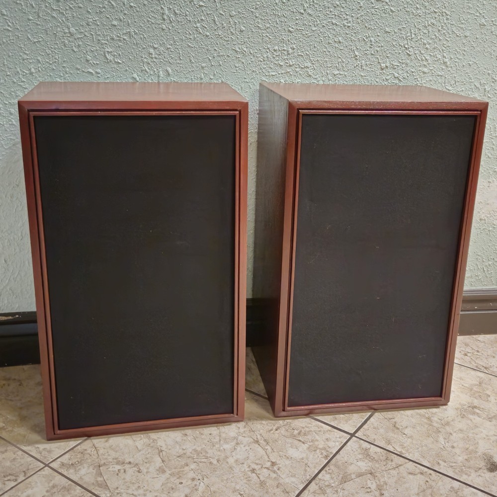 Vintage 1973 Fisher XP-9C 4-Way Hi-Fi Speakers