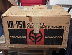 Vintage 70’s KENWOOD KD-750 Quartz PLL Direct Drive Turntable Made in Japan