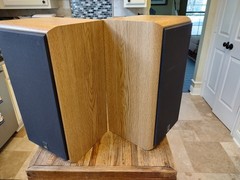 JBL 2600 2-Way Speakers/ Refoamed & recapped / Super clean pair / Sound great!