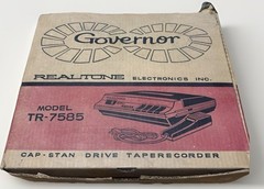VTG Realtone Governor TR-7585 Cassette Tape Recorder Boxed w/ Ephemera Untested