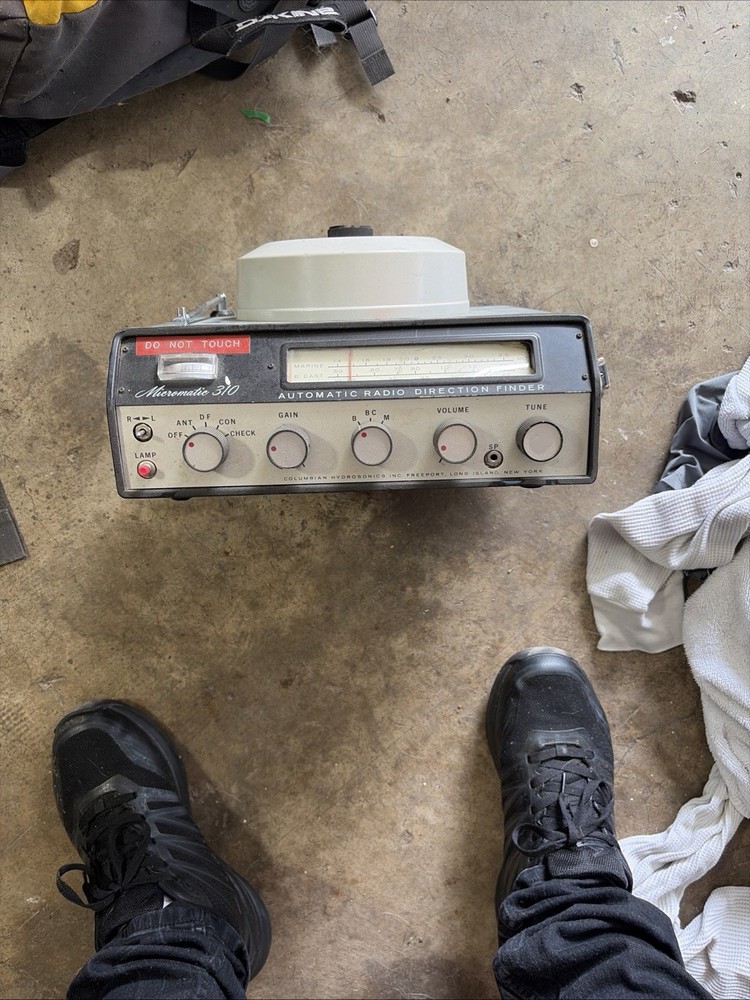 Rare Vintage Micromatic 310 Marine ADF Radio Direction Finder – 21 Transistor
