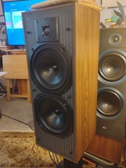 KEF C40 Vintage Speakers Walnut Finish Made In England Very Good Condition