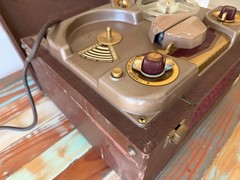 Vintage Revere Tape Recorder Reel to Reel Tape Player Model T-100 (See video)