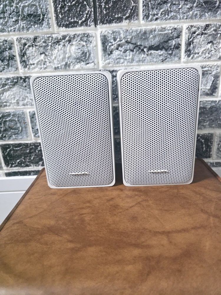 Realistic Minimus 7 Speaker Pair, White
