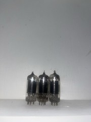 3 Unknown Brand 12BE6 Non Matching Tubes TV7 Good See Photos For Details