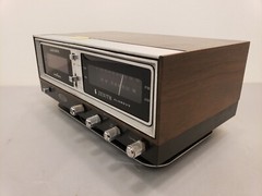 Vintage Zenith R472 Alarm Clock Radio Wood Grain Circle of Sound Tested *READ