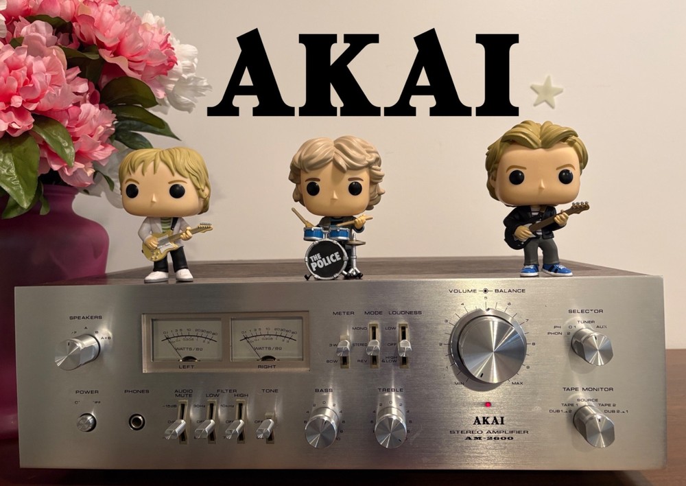 The AKAI AM-2600. 1976-79. 60 Watts per Channel! The Real Deal.