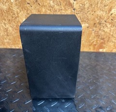 (1) Realistic Minimus-7 Bookshelf Speaker Radio Shack Cat 40-2030 Black Untested
