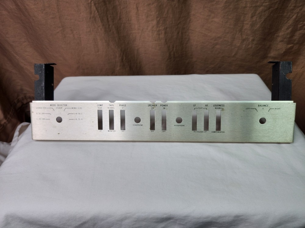 McIntosh MA5100 bottom face plate