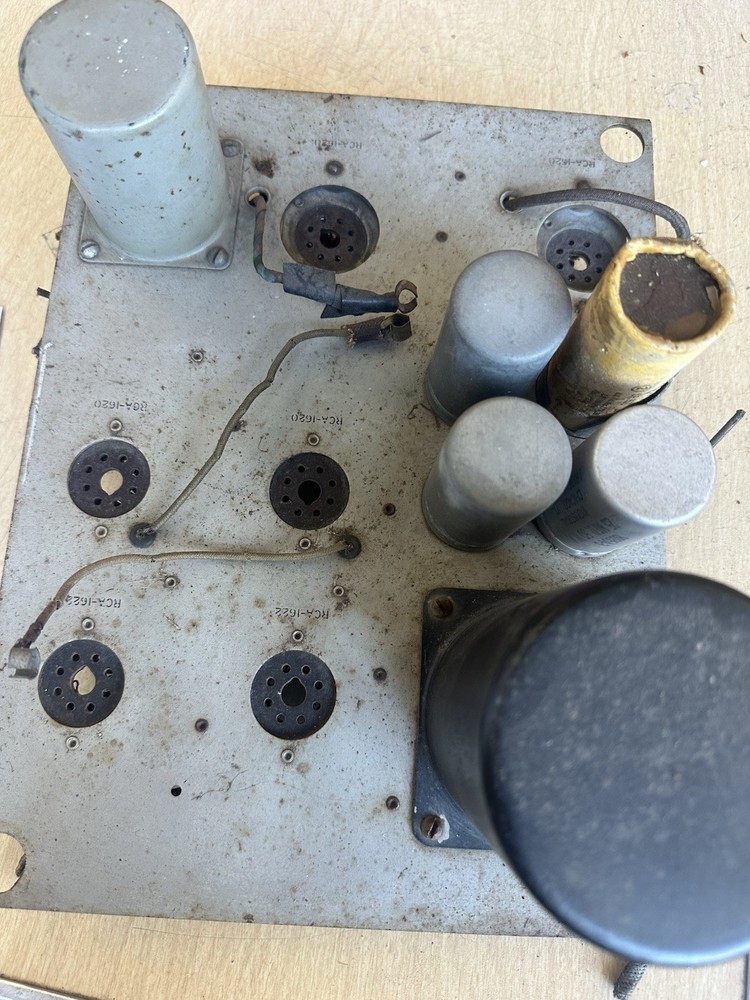 RCA 76 Tube Mixer Amp Chassis. (Pre Amp)