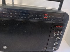 Vintage GE Superadio Long Range AM FM Hi Performance Super Radio 7-2887B TESTED