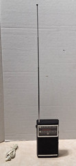 General Electric – Portable AM FM Radio – GE – 7-2500A – Vintage – Tested – Nice