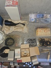 LARGE LOT GARRARD COLLARO NORELCO ROBBINS PINCH ROLLER IDLER WHEEL NEEDLE + MORE