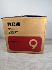Vintage RCA XL-100 Portable 9″ Color TV EKR295S