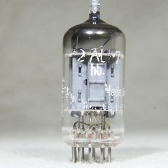Siemens (Telefunken Label) 12AU7/ECC82 Long Plate Angled D-Getter Germany 1956