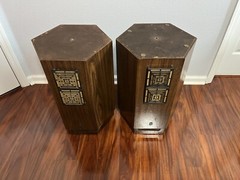 PAIR EMPIRE GRENADIER 6000 SPEAKERS Round Marble Table Top Vintage