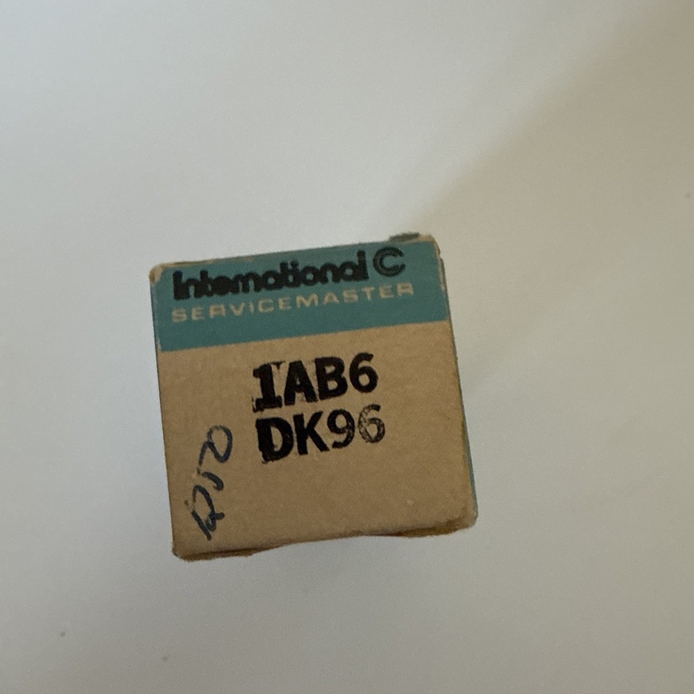 1AB6 NOS Tube For Battery Radio International IEC Dk96 Made In Holland Tu13