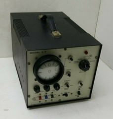 Letrotech Model V-7 Vectorscope Instrument for Testing BW and Color TVs, Vintage