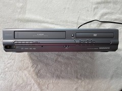 Magnavox MWD2205 DVD VCR Combo With Remote & Cables-Tested/Works!