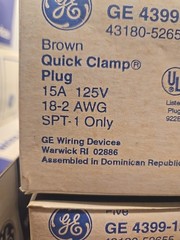 2pcs NOS GE 2-PRONG Electric Cord Plug End GE4399-12D 125V QUICK CLAMP PLUG LT21