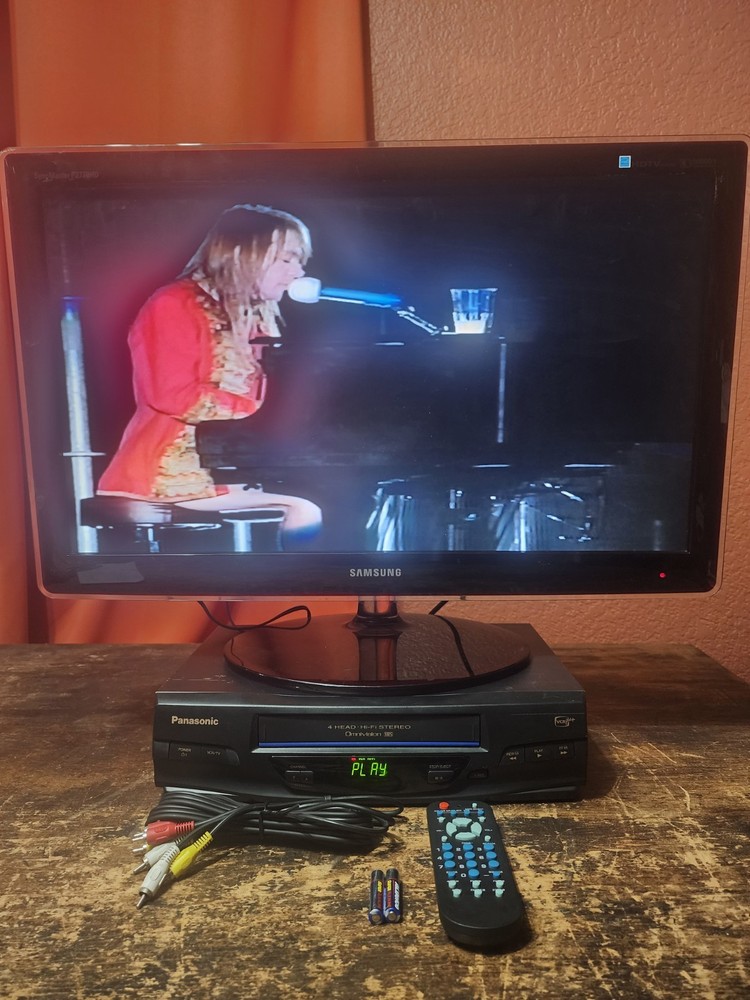 Panasonic PV-V4520 4 Head Hi-Fi Stereo OmniVision VHS VCR W/ Remote See Demo