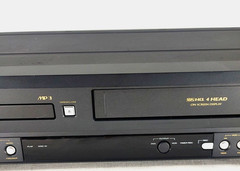 Symphonic WF803 DVD VCR Combo Player – Working