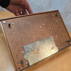 Vintage AM/FM Transistor Radio Remembrance MCM 10″x7″ Woodgrain