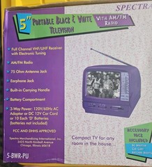 SPECTRA 5″ Black & White AC/DC/12v Portable TV with AM/FM Radio – New Old Stock