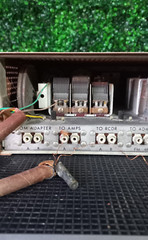 Vintage Deluxe Knight FM-AM Tuner Model KN125 Used Turns on with Power Cord