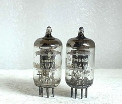 2 tubes Siemens Halske 5654 EF95 6AK5W 6J1P LITTLE DOT FX AUDIO matched pair